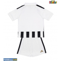 Juventus Heimtrikotsatz Kinder 2026-27 Kurzarm (+ Kurze Hosen)